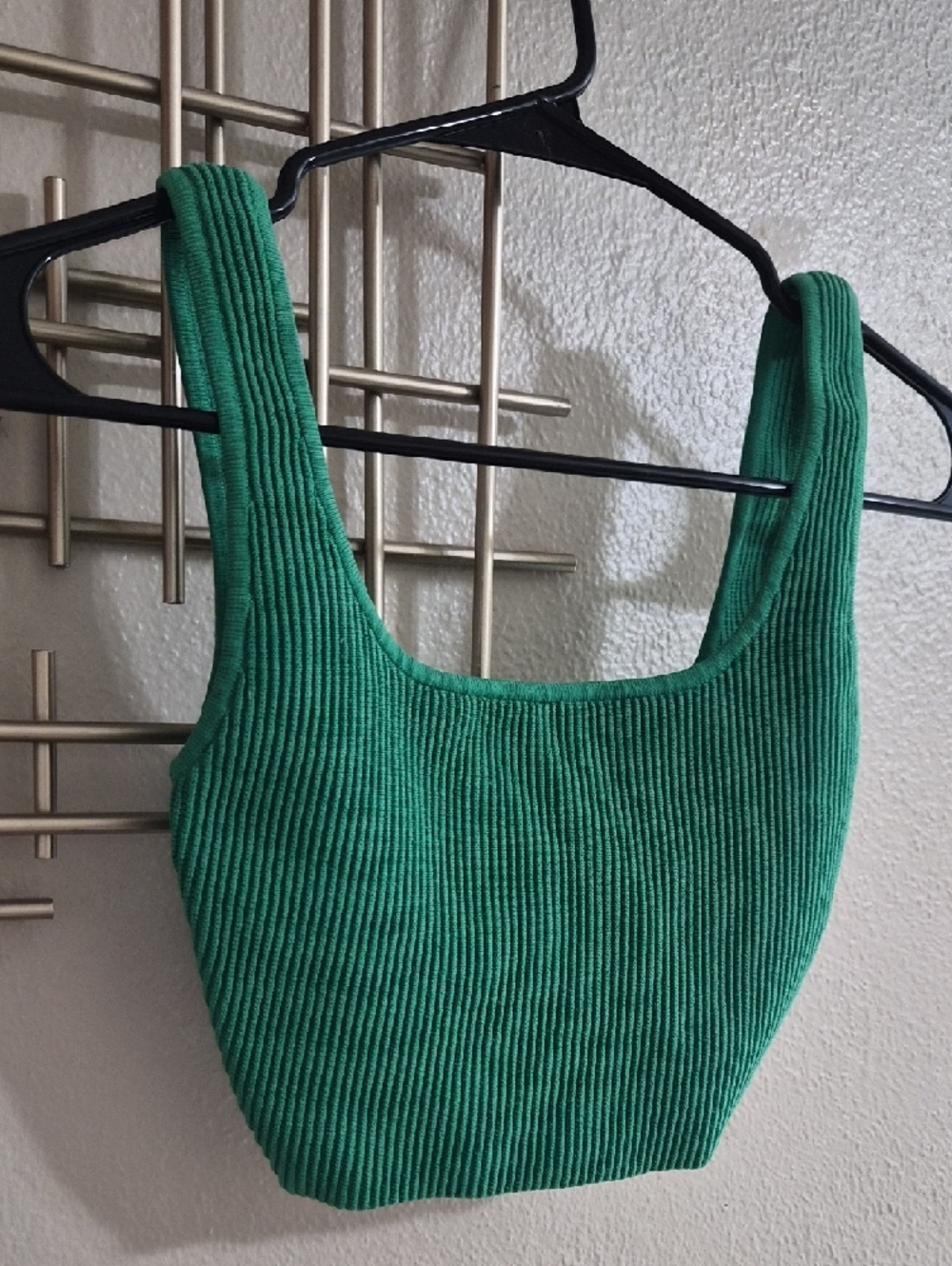 Babaton Emerald Ribbed Crop Tank - Picture 3 of 5